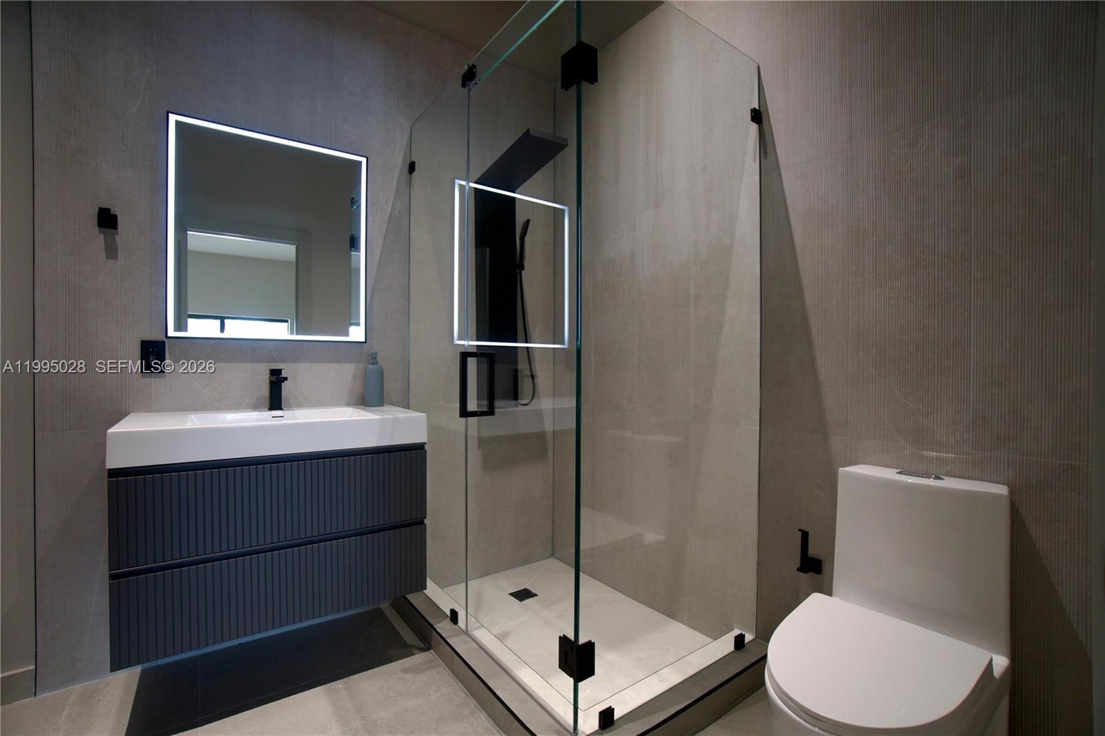 Real estate property located at 2155 25th Ter, Miami-dade, Victory Homesites, Miami, FL