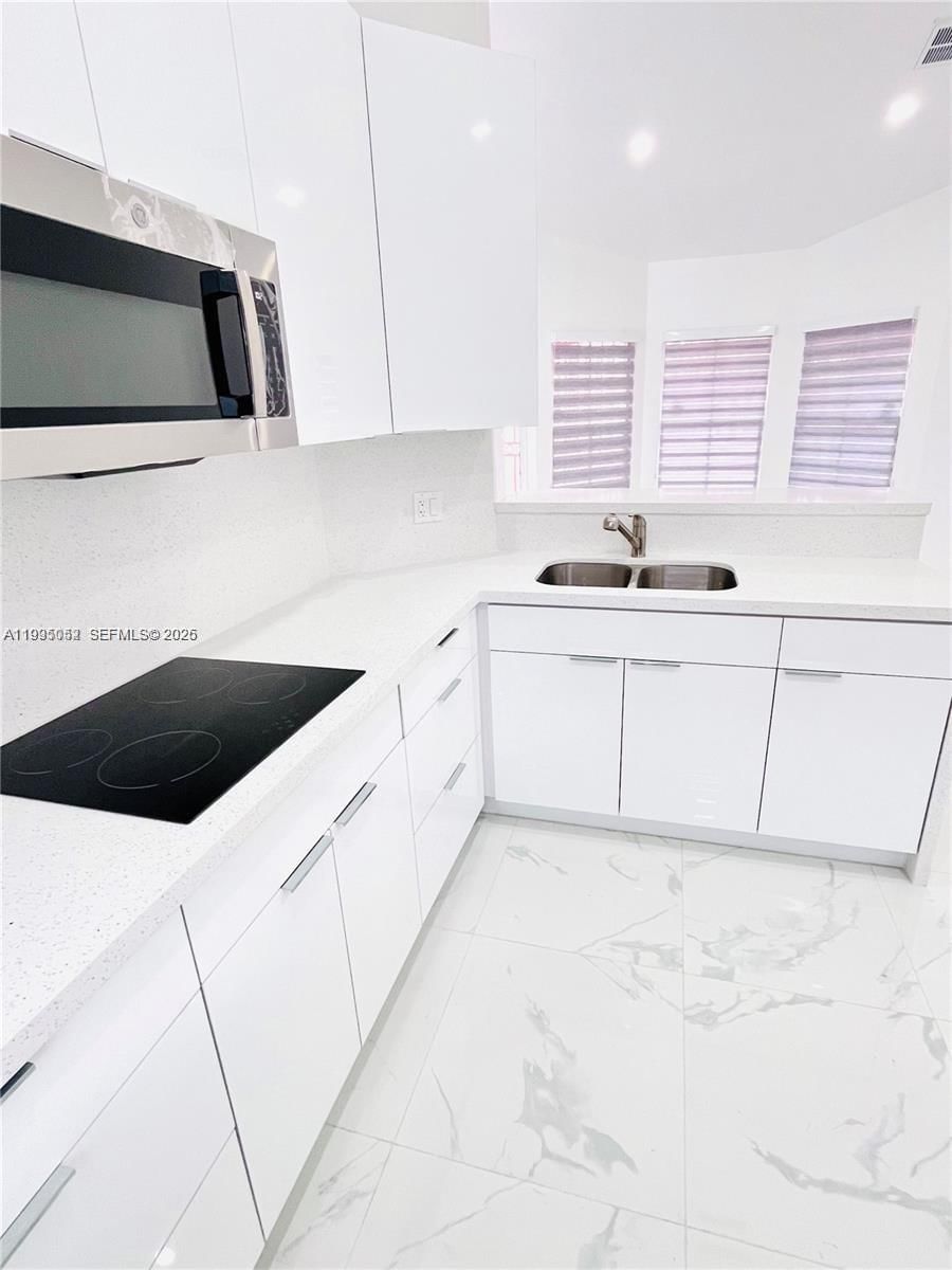 Real estate property located at 164 85th Ct, Miami-dade, Galloway Lakes Sec 2, Miami, FL