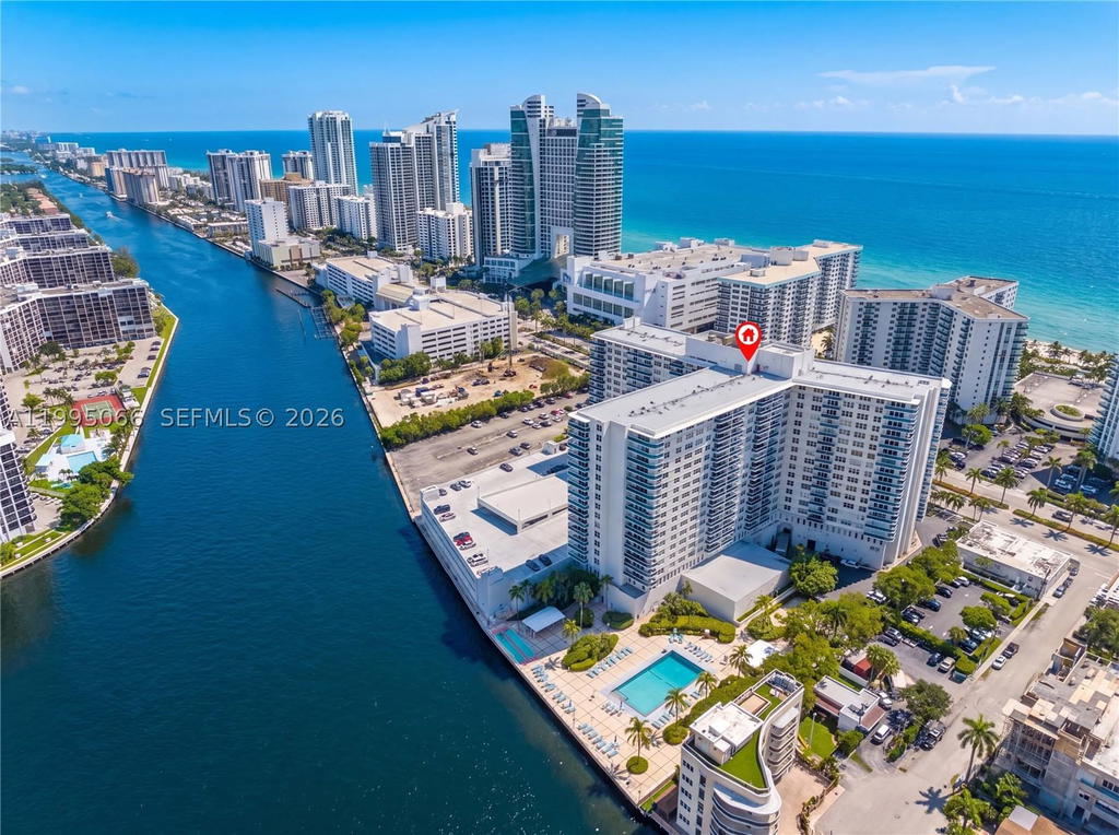 Real estate property located at 3800 Ocean Dr #816, Broward, Hallmark Of Hollywood Con, Hollywood, FL