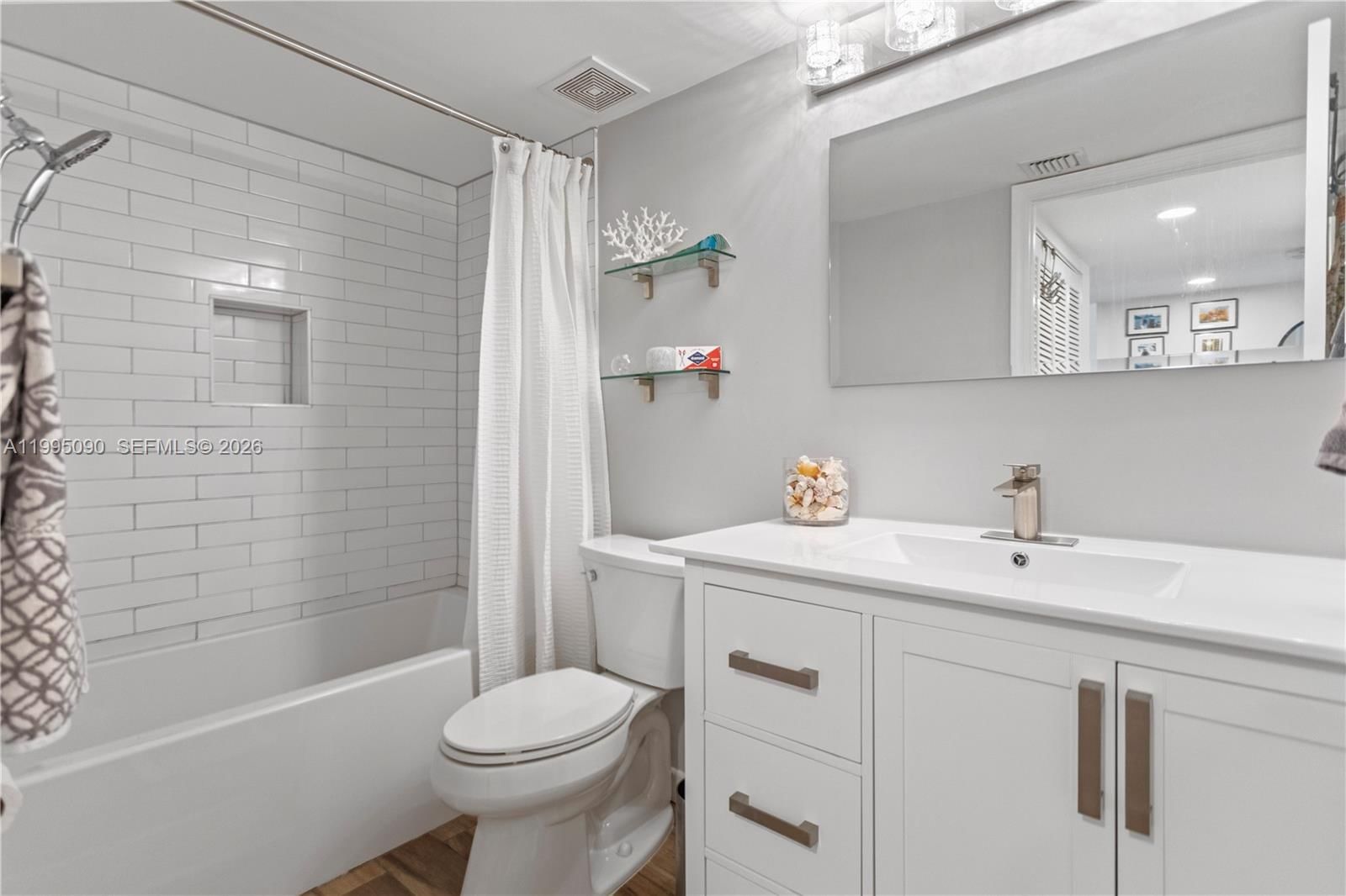 Real estate property located at 7676 Trent Dr #308, Broward, Trent Condominium E, Tamarac, FL