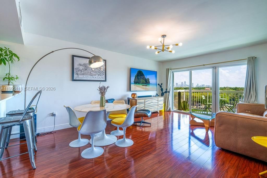 Real estate property located at 2740 28th Ter #705, Miami-dade, Villaggio In The Grove To, Miami, FL