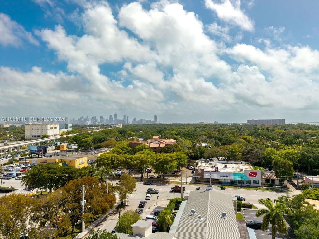 Real estate property located at 2740 28th Ter #705, Miami-dade, Villaggio In The Grove To, Miami, FL