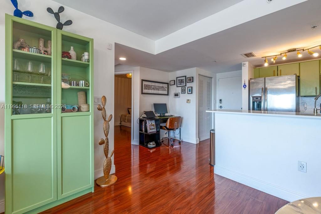 Real estate property located at 2740 28th Ter #705, Miami-dade, Villaggio In The Grove To, Miami, FL