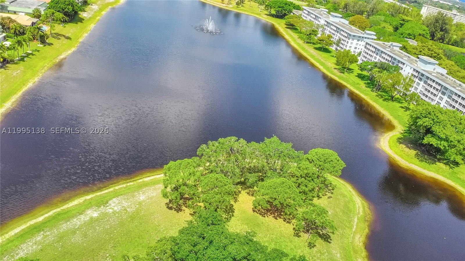 Real estate property located at 3010 Course Dr #104, Broward, No 38 Palm-aire Country C, Pompano Beach, FL