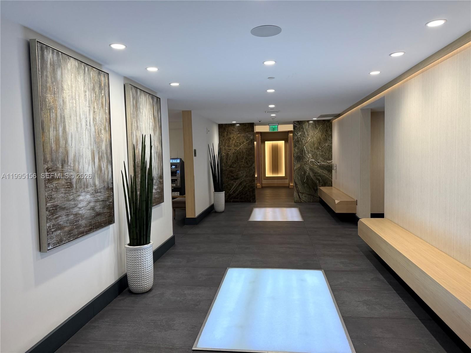 Real estate property located at 90 3RD STREET #2112, Miami-dade, The Ivy Condo, Miami, FL