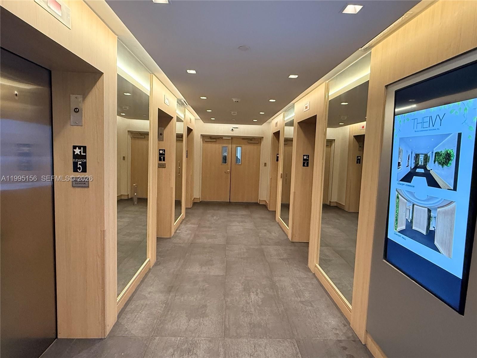 Real estate property located at 90 3RD STREET #2112, Miami-dade, The Ivy Condo, Miami, FL