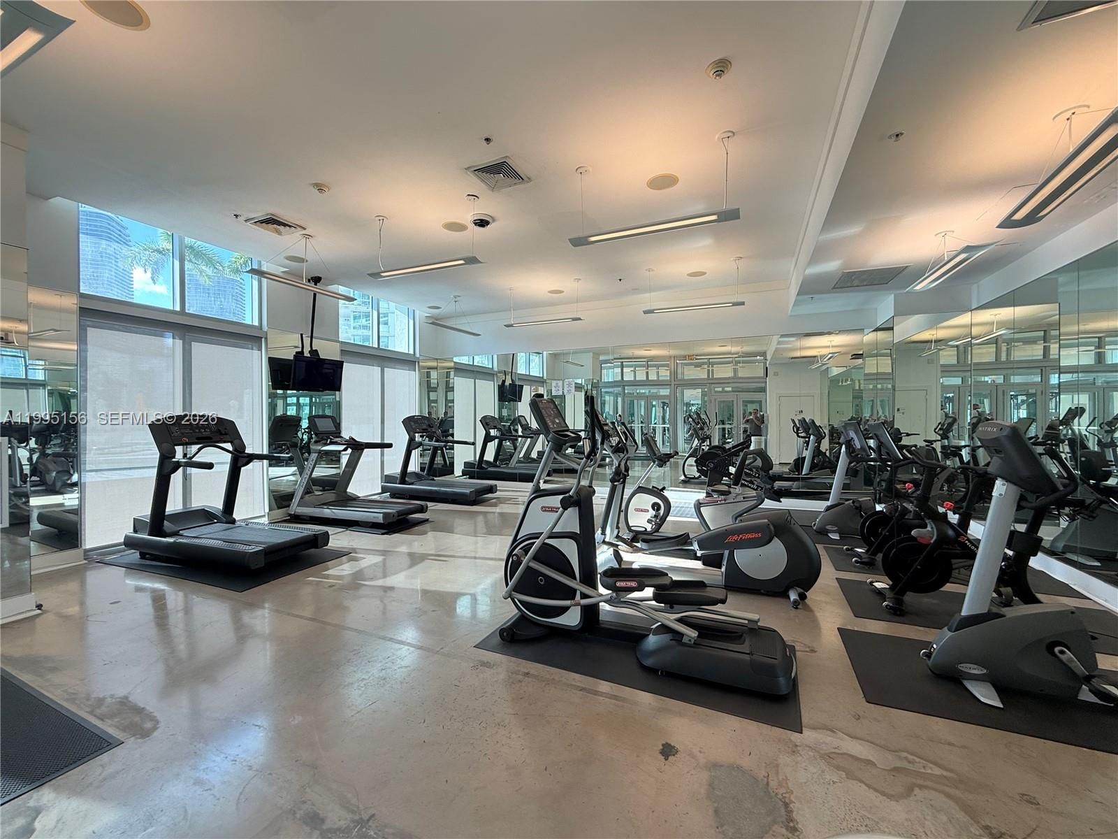 Real estate property located at 90 3RD STREET #2112, Miami-dade, The Ivy Condo, Miami, FL