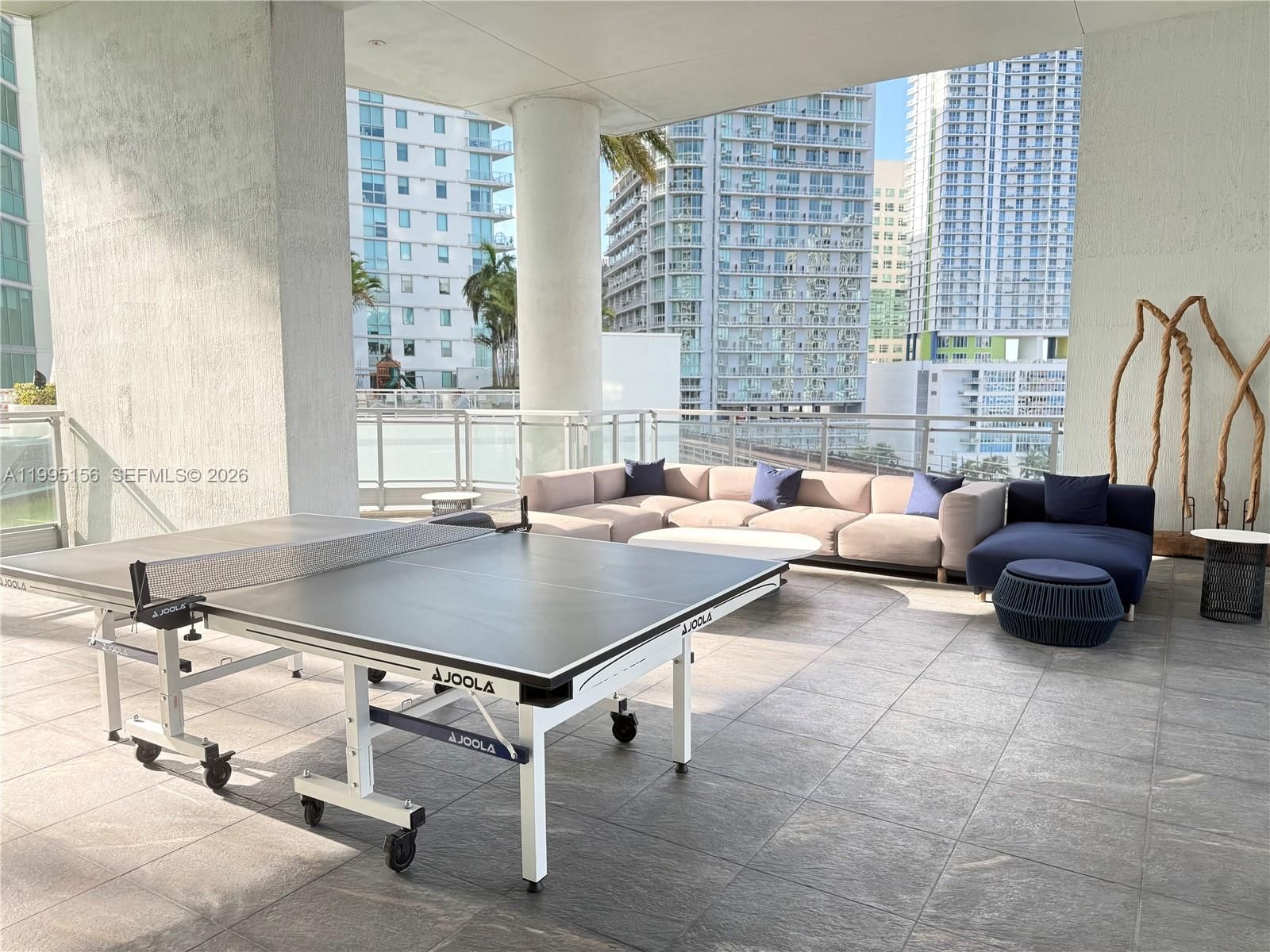 Real estate property located at 90 3RD STREET #2112, Miami-dade, The Ivy Condo, Miami, FL
