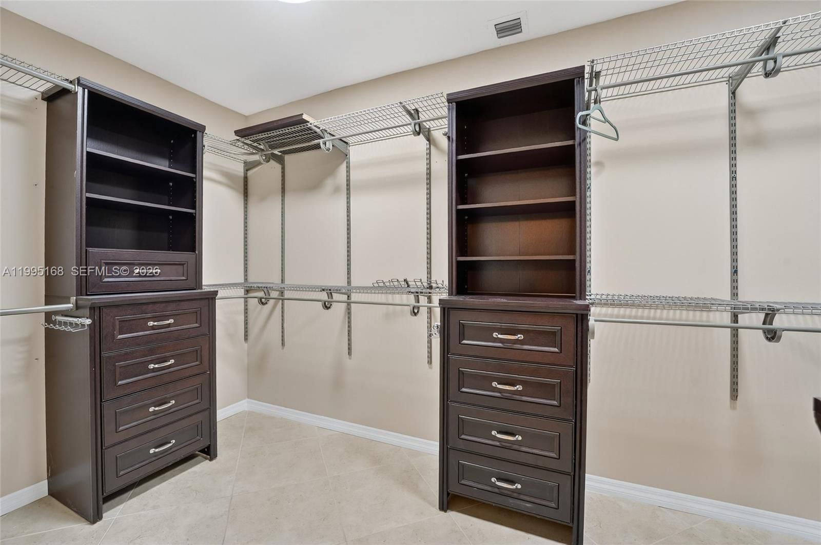 Real estate property located at 661 66th Ave, Broward, Plantation Gardens Sec 5, Plantation, FL