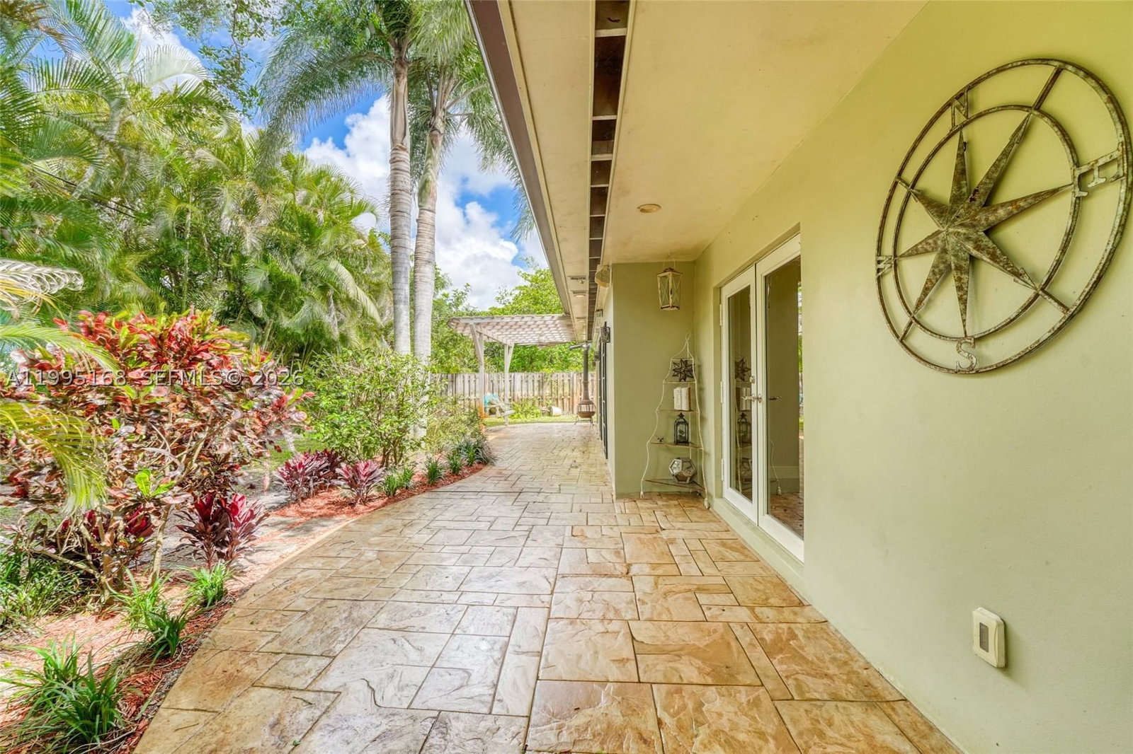 Real estate property located at 661 66th Ave, Broward, Plantation Gardens Sec 5, Plantation, FL