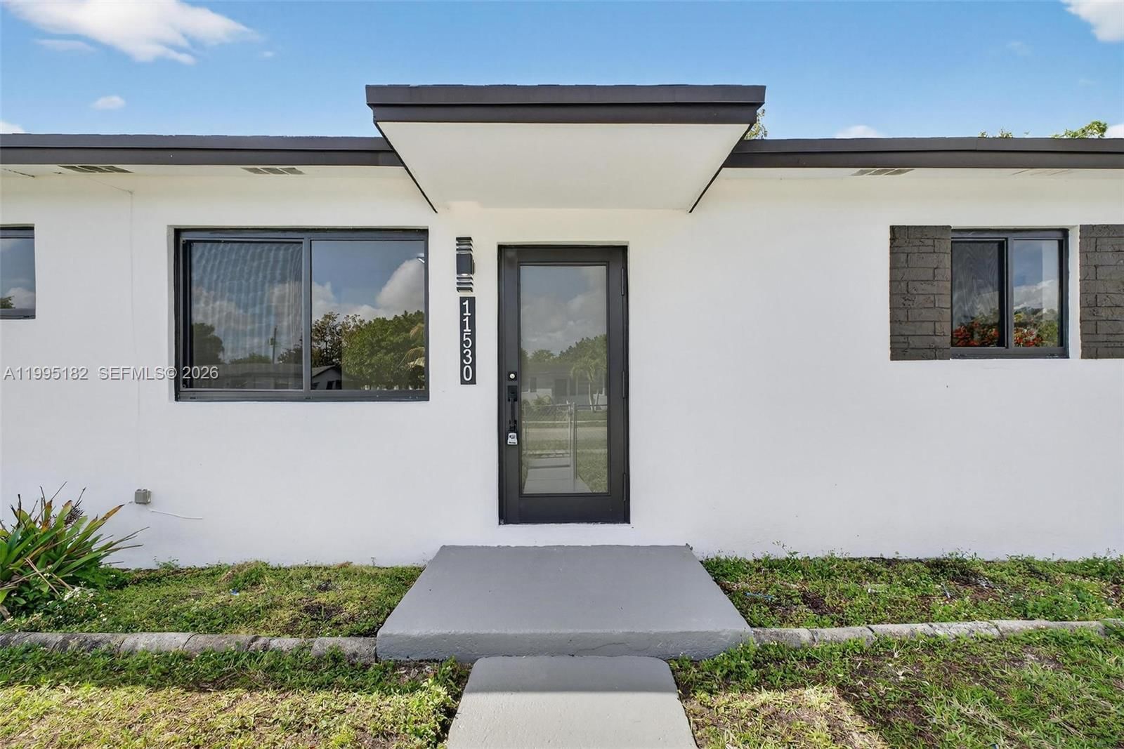 Real estate property located at 11530 138th St, Miami-dade, Replat Of Portions Of Ric, Miami, FL