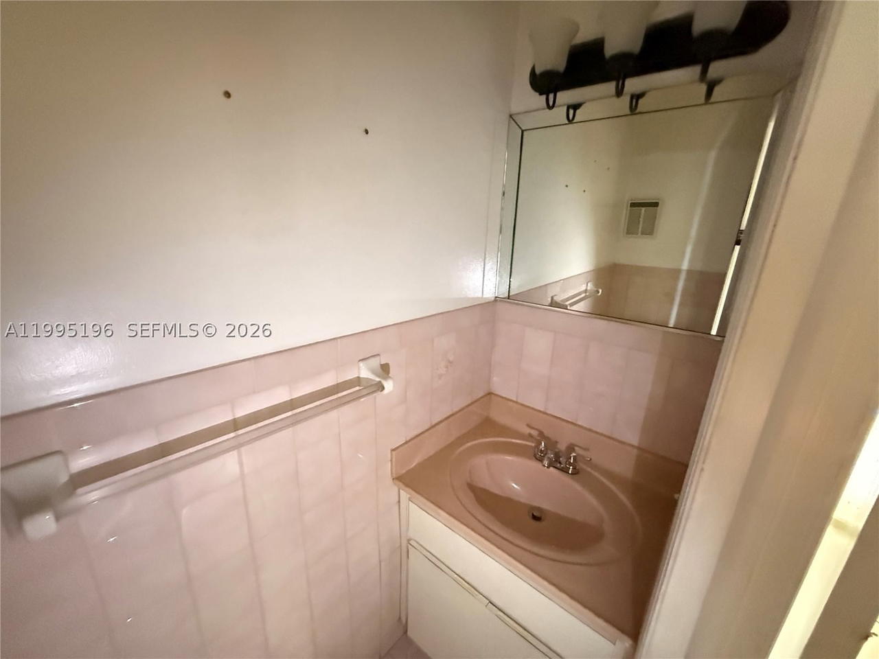Real estate property located at 4191 18 Ave #4191, Miami-dade, Espana Villas Condo, Hialeah, FL