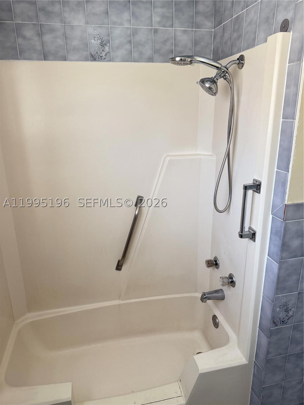 Real estate property located at 4191 18 Ave #4191, Miami-dade, Espana Villas Condo, Hialeah, FL