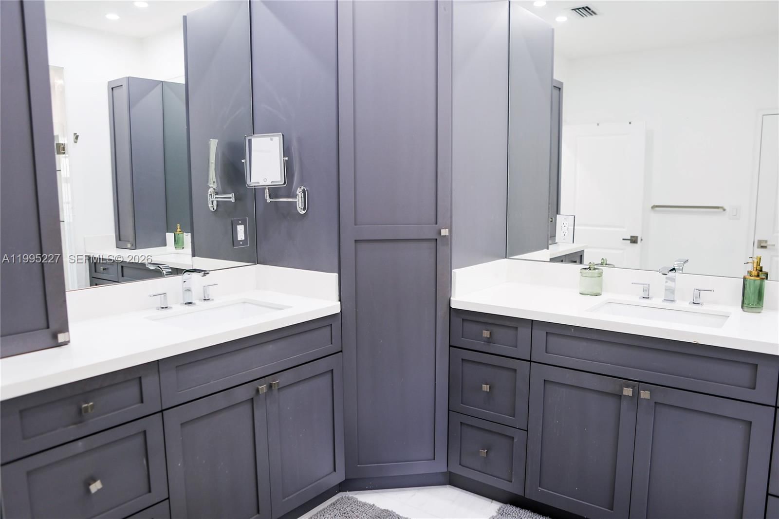 Real estate property located at 2948 Hidden Harbour Ct, Broward, Cape Fear, Dania Beach, FL