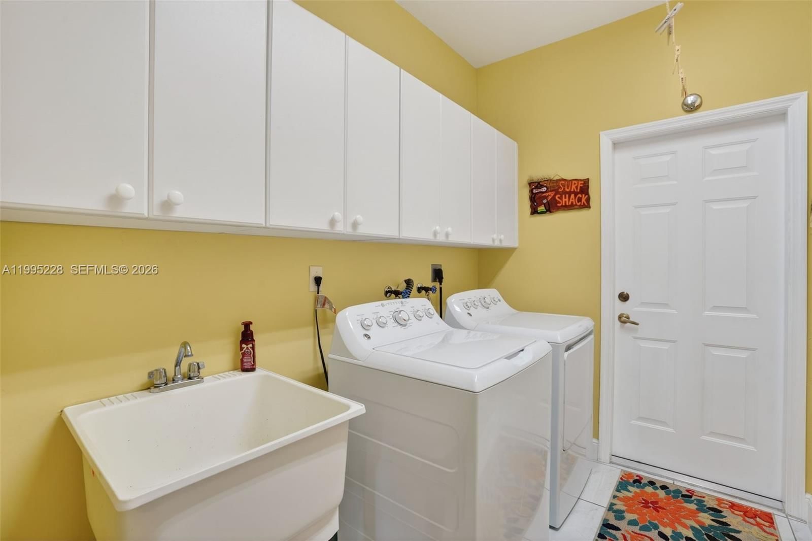 Real estate property located at 6462 93rd Pl, Miami-dade, Millenium Sub, Miami, FL