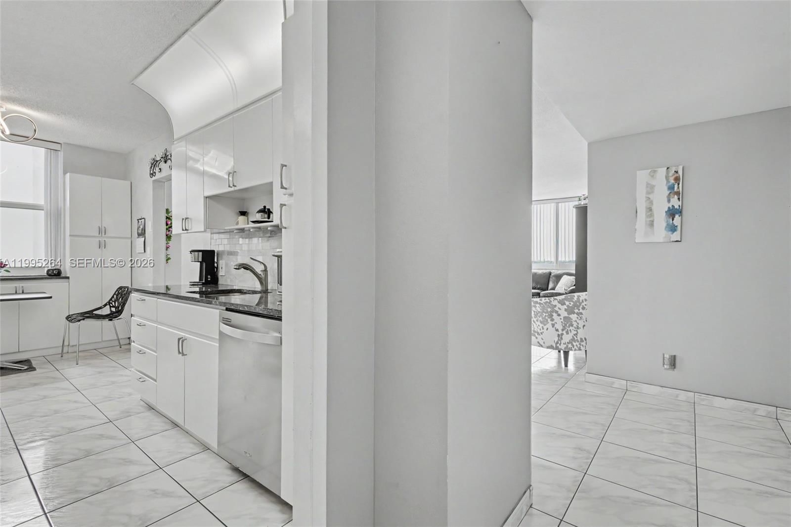 Real estate property located at 4200 Hillcrest Dr #700, Broward, Hillcrest East No 24 Cond, Hollywood, FL