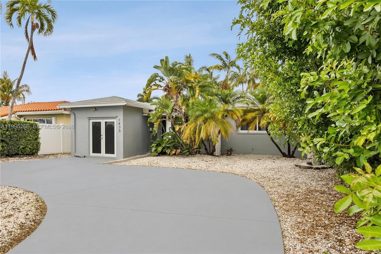 Real estate property located at 1435 Johnson St, Broward, Hollywood Country Club Di, Hollywood, FL