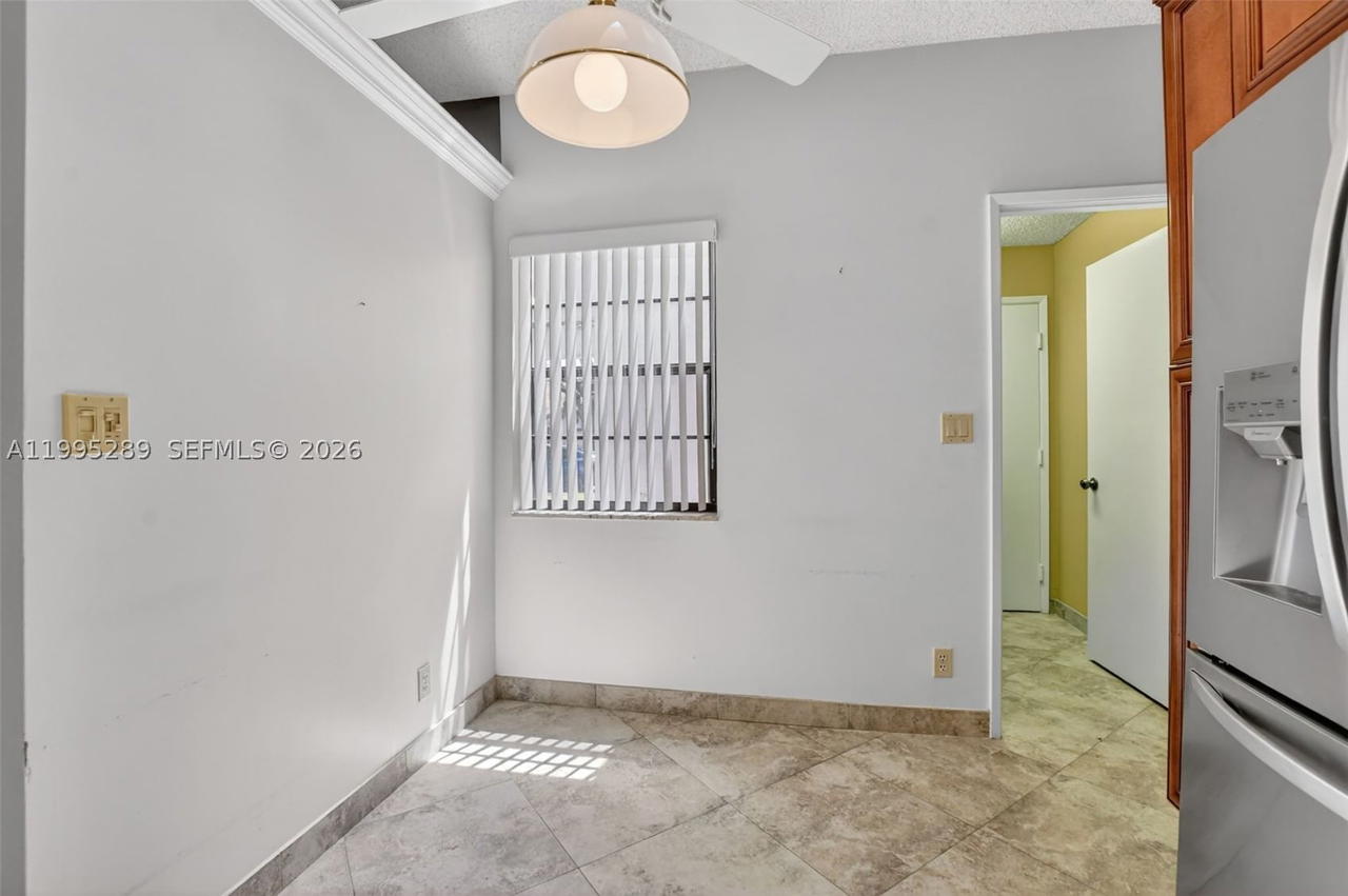 Real estate property located at 6141 Sunny Pointe Cir, Palm Beach, Huntington Pointe, Delray Beach, FL