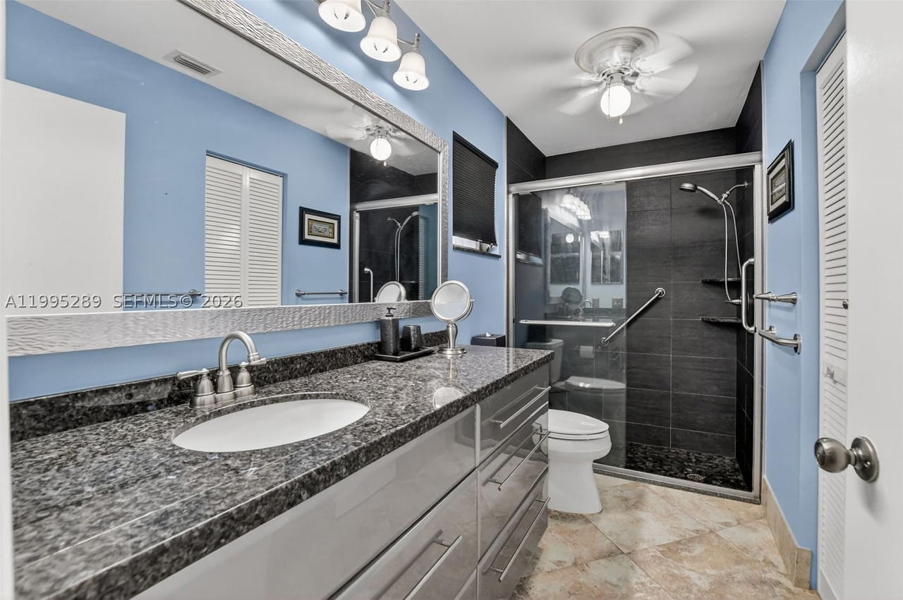 Real estate property located at 6141 Sunny Pointe Cir, Palm Beach, Huntington Pointe, Delray Beach, FL