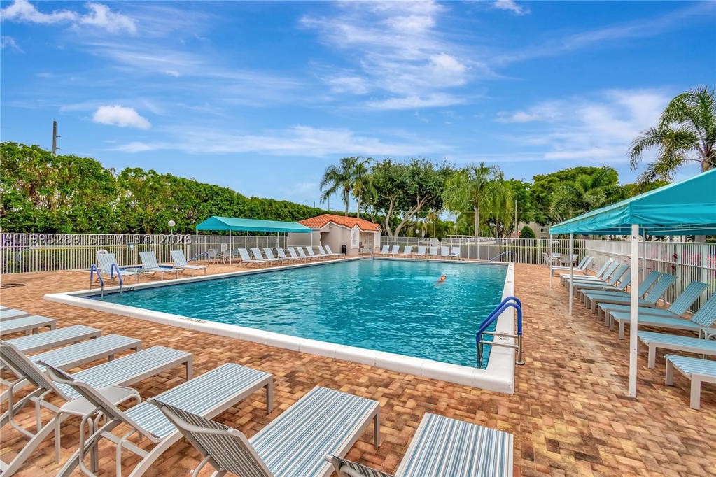 Real estate property located at 6141 Sunny Pointe Cir, Palm Beach, Huntington Pointe, Delray Beach, FL
