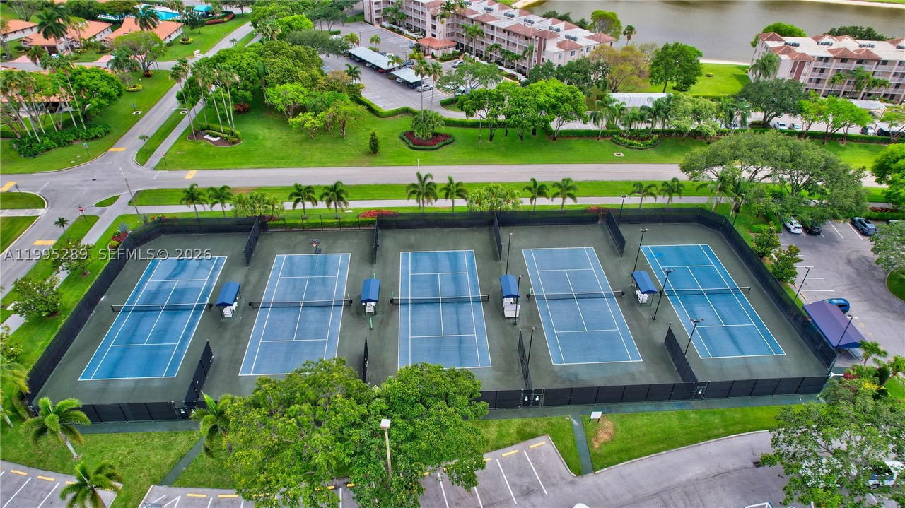 Real estate property located at 6141 Sunny Pointe Cir, Palm Beach, Huntington Pointe, Delray Beach, FL