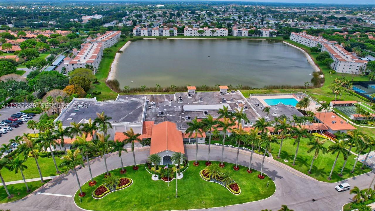 Real estate property located at 6141 Sunny Pointe Cir, Palm Beach, Huntington Pointe, Delray Beach, FL