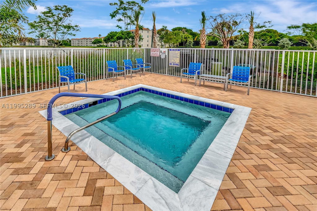 Real estate property located at 6141 Sunny Pointe Cir, Palm Beach, Huntington Pointe, Delray Beach, FL