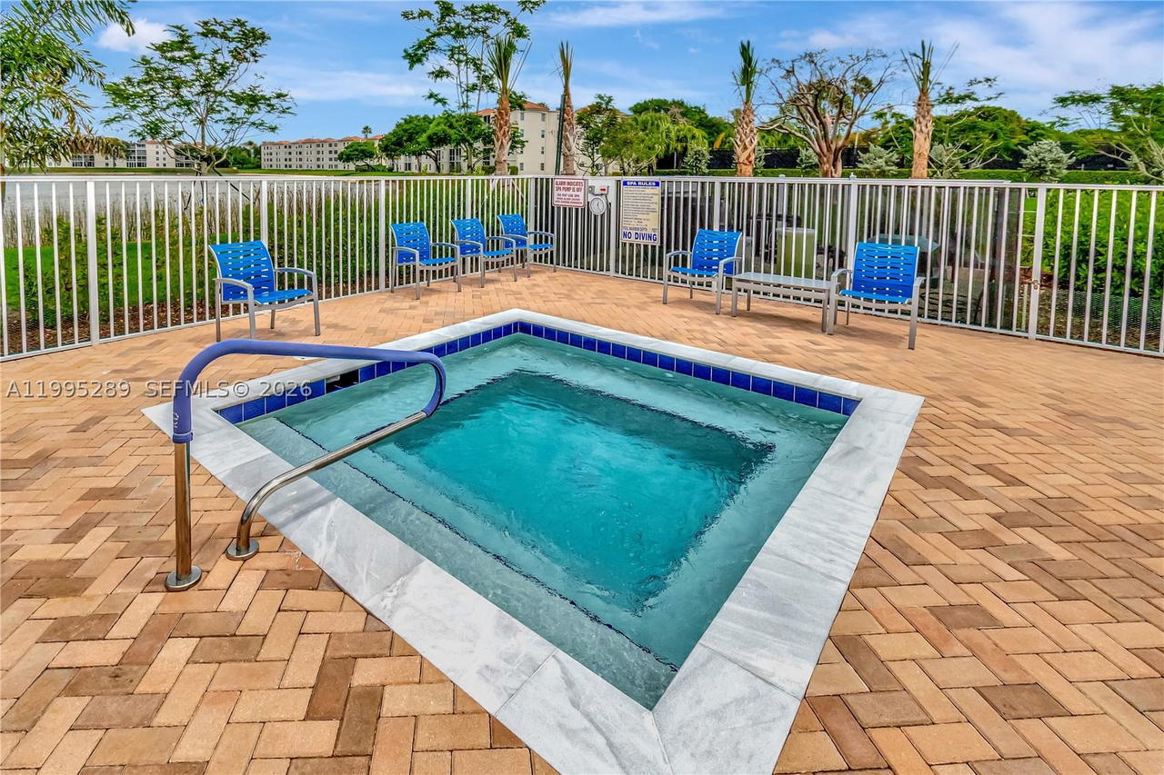 Real estate property located at 6141 Sunny Pointe Cir, Palm Beach, Huntington Pointe, Delray Beach, FL