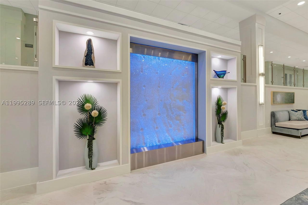 Real estate property located at 6141 Sunny Pointe Cir, Palm Beach, Huntington Pointe, Delray Beach, FL