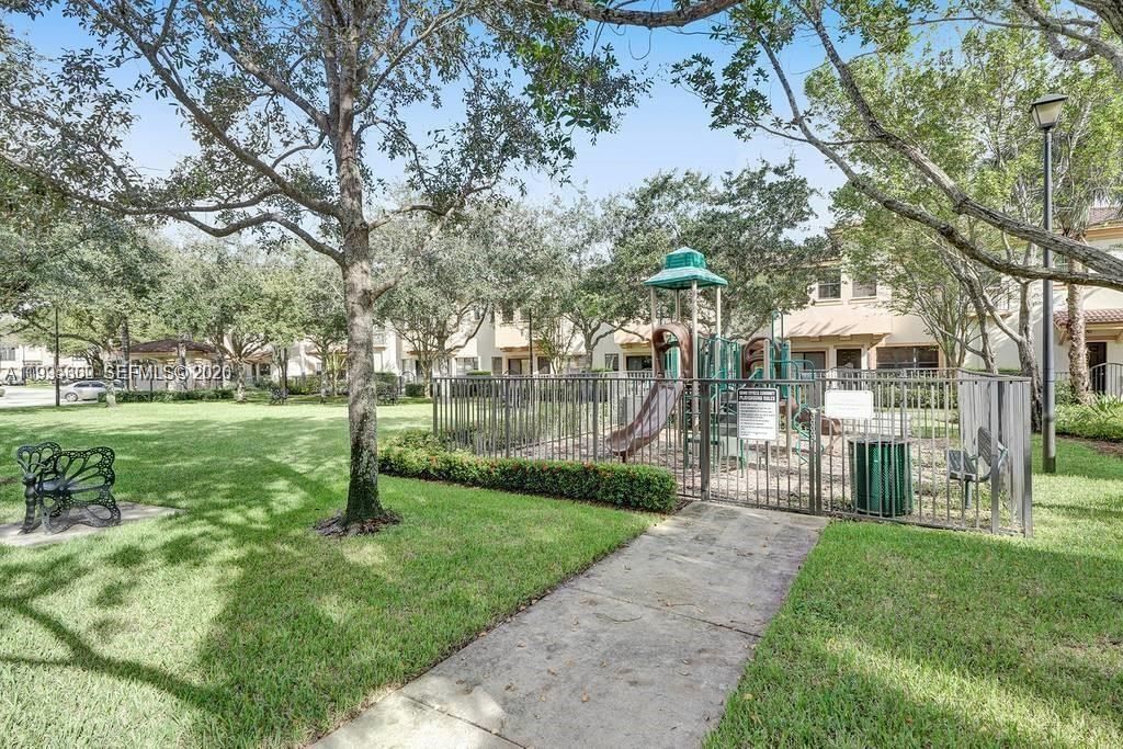 Real estate property located at 4749 Grand Cypress Cir N, Broward, Grand Cypress Replat, Coconut Creek, FL