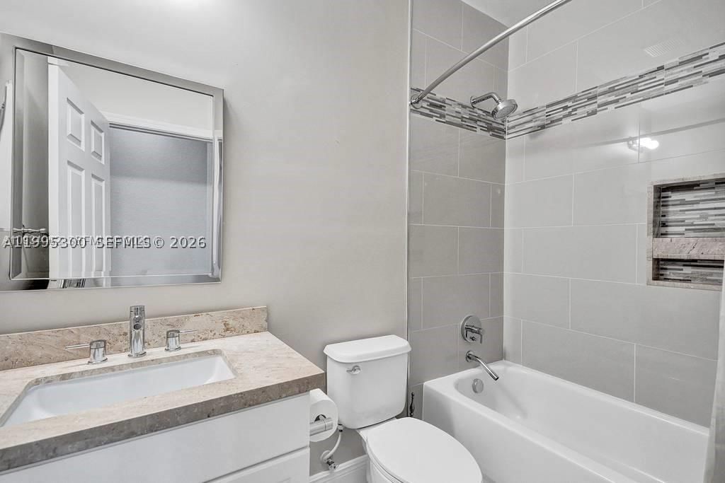Real estate property located at 4749 Grand Cypress Cir N, Broward, Grand Cypress Replat, Coconut Creek, FL