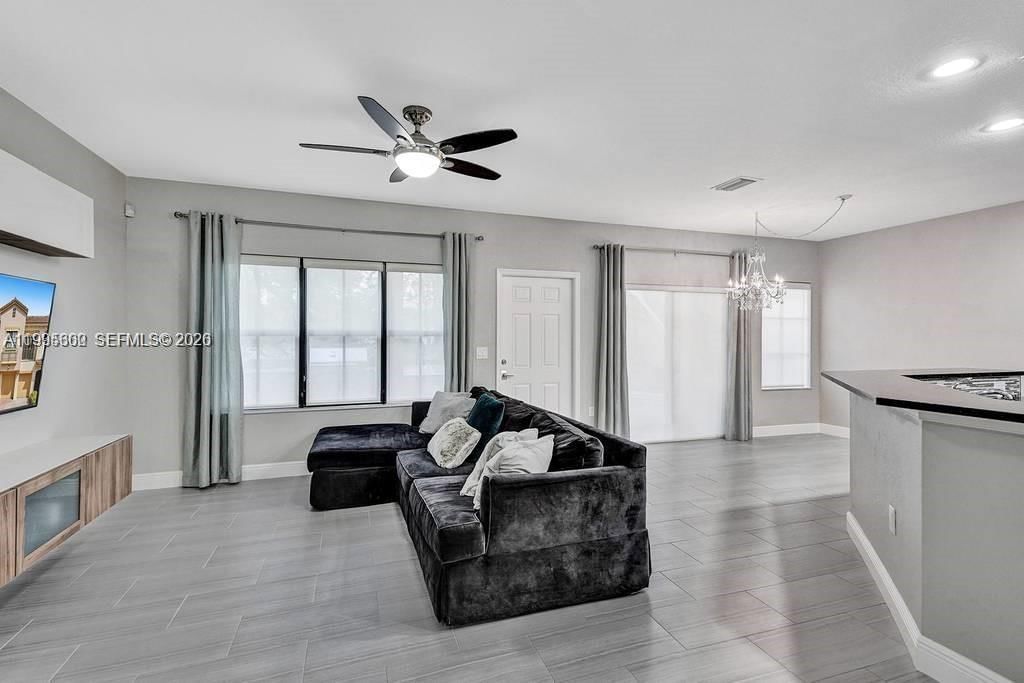 Real estate property located at 4749 Grand Cypress Cir N, Broward, Grand Cypress Replat, Coconut Creek, FL