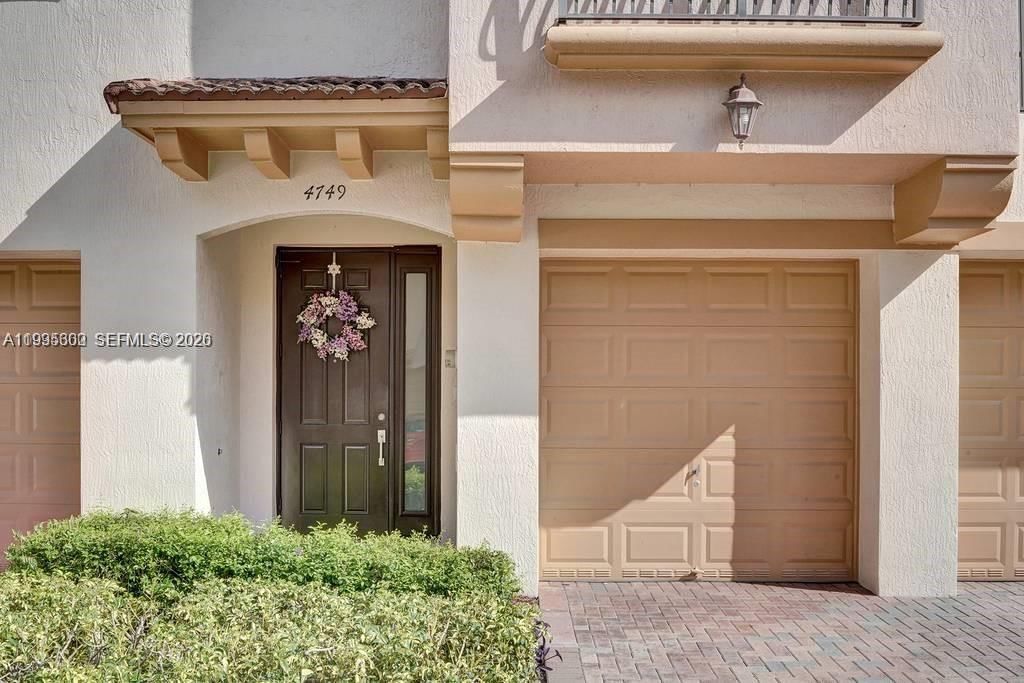 Real estate property located at 4749 Grand Cypress Cir N, Broward, Grand Cypress Replat, Coconut Creek, FL