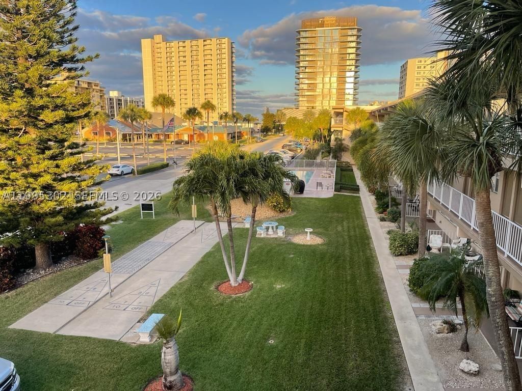 Real estate property located at 3200 7th Ct #306C, Broward, Oceanside Apartments Co-o, Pompano Beach, FL