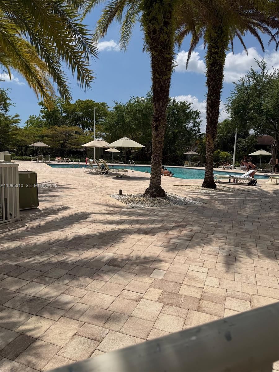 Real estate property located at 10669 113th Pl #84W, Miami-dade, Greenglades Condo 16, Miami, FL