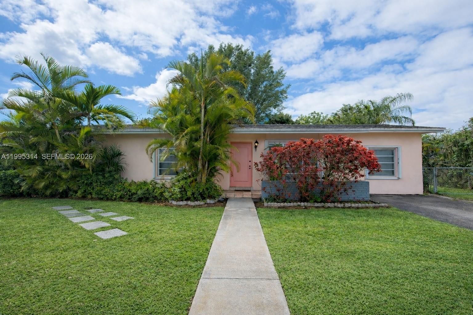 Real estate property located at 11110 153rd St, Miami-dade, Fairway Estates Sec 7, Miami, FL