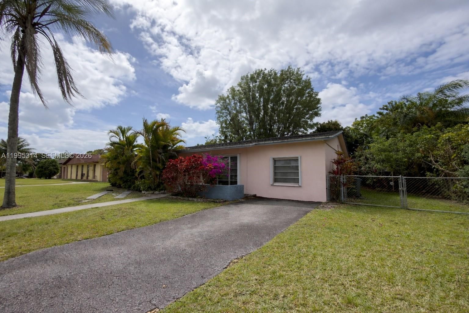 Real estate property located at 11110 153rd St, Miami-dade, Fairway Estates Sec 7, Miami, FL