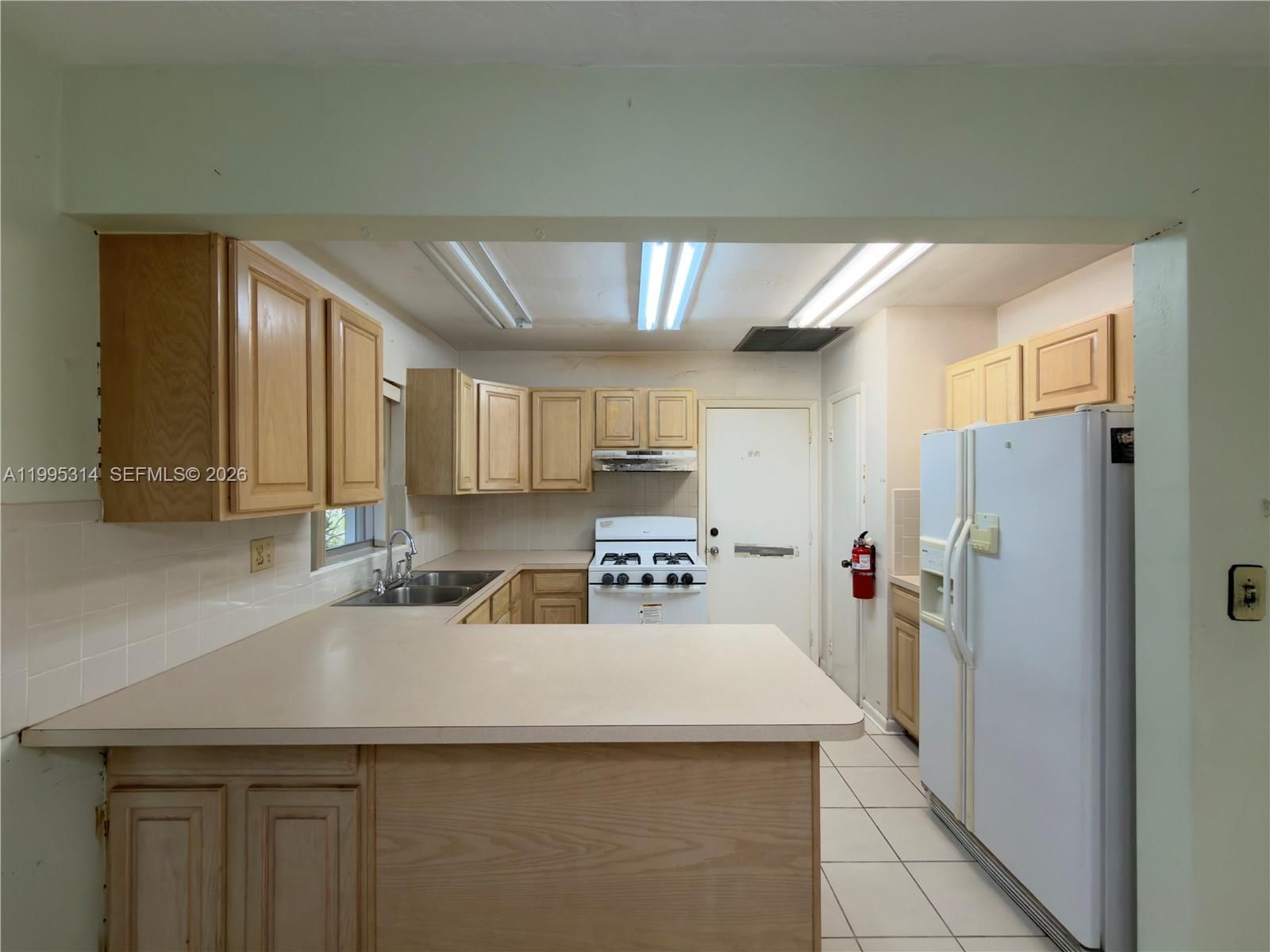 Real estate property located at 11110 153rd St, Miami-dade, Fairway Estates Sec 7, Miami, FL