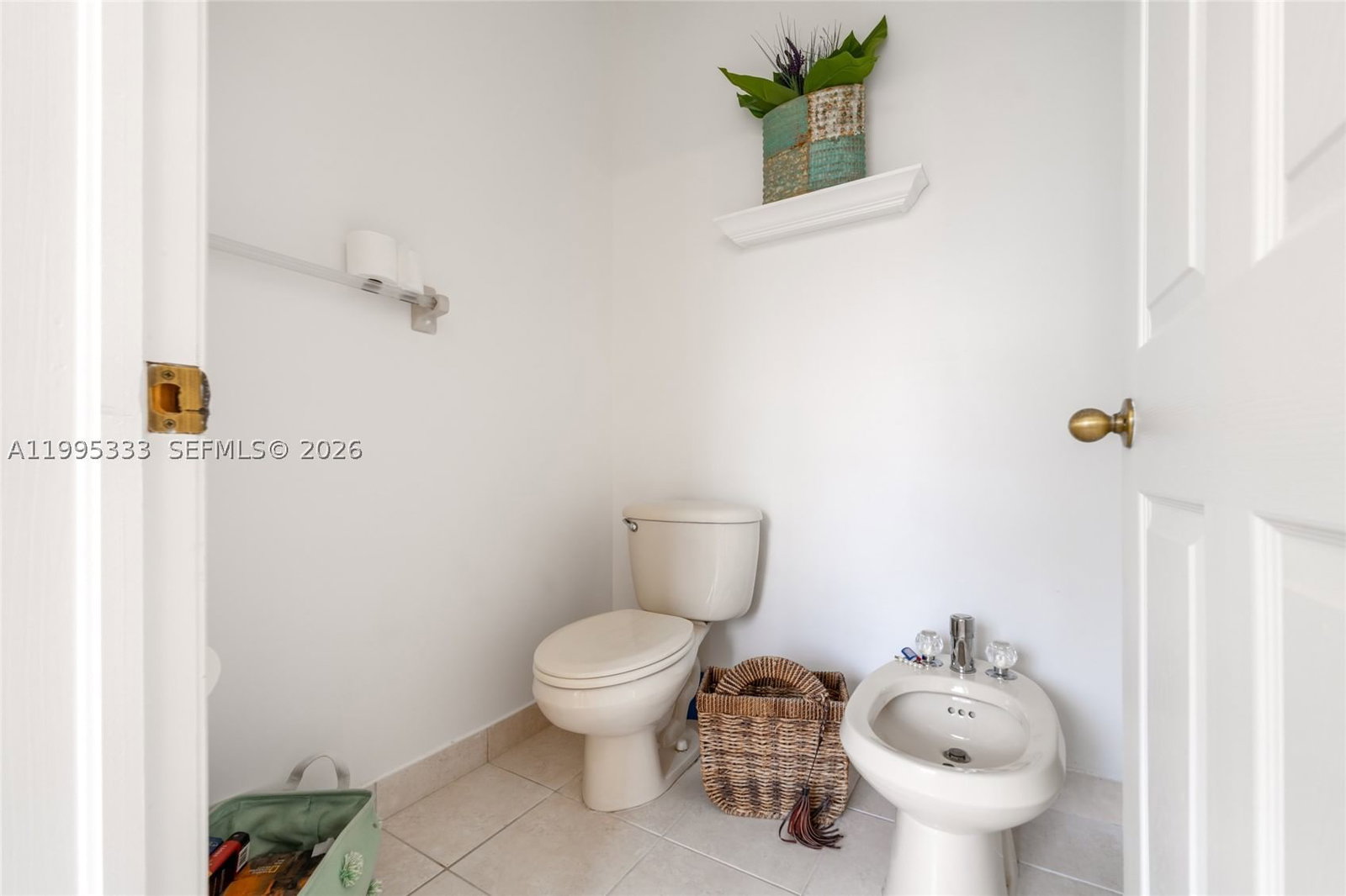 Real estate property located at 3551 152nd Pass, Miami-dade, Bismark Homes At Venezia, Miami, FL