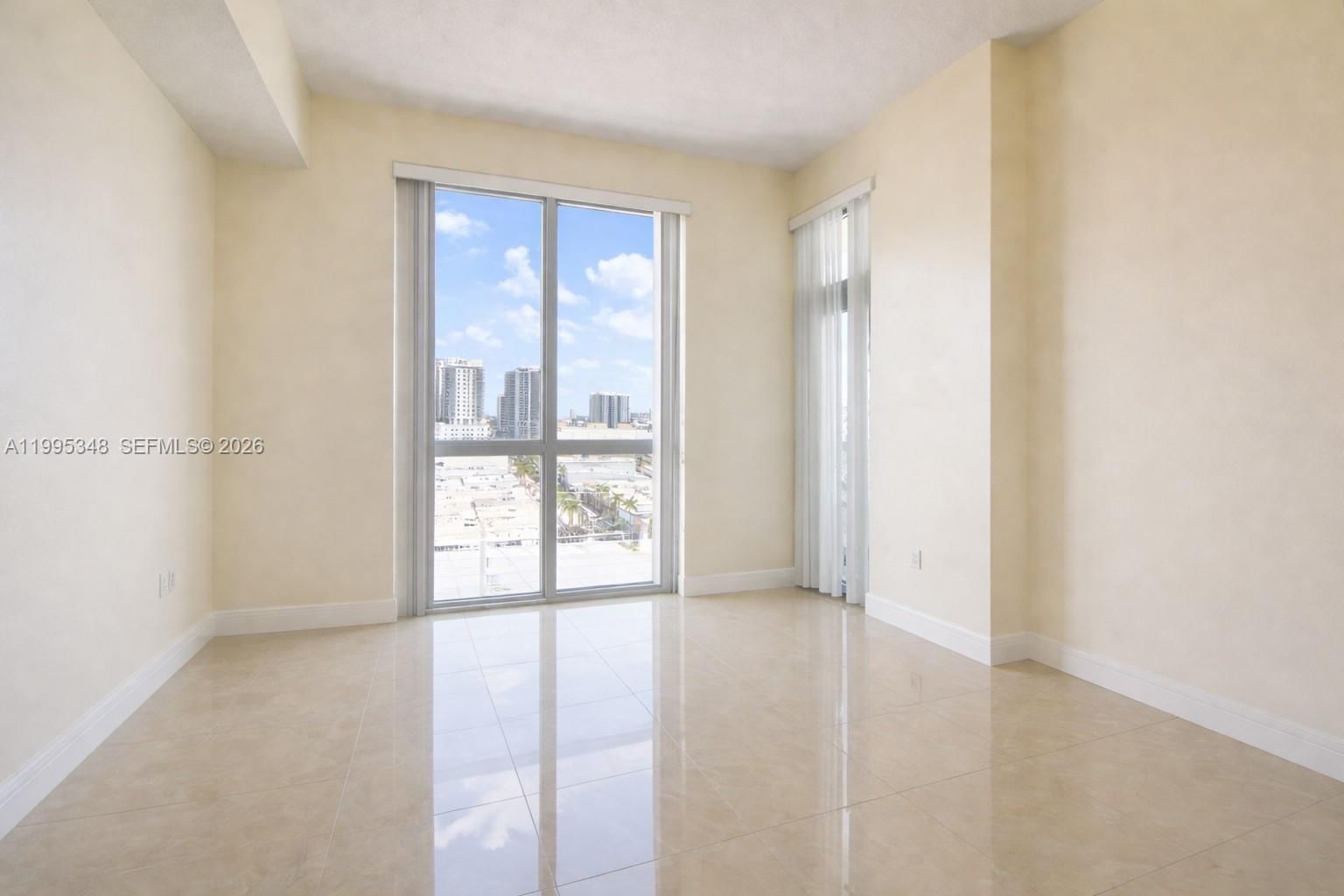 Real estate property located at 140 Dixie Hwy #1019, Broward, Hollywood Station Res Con, Hollywood, FL