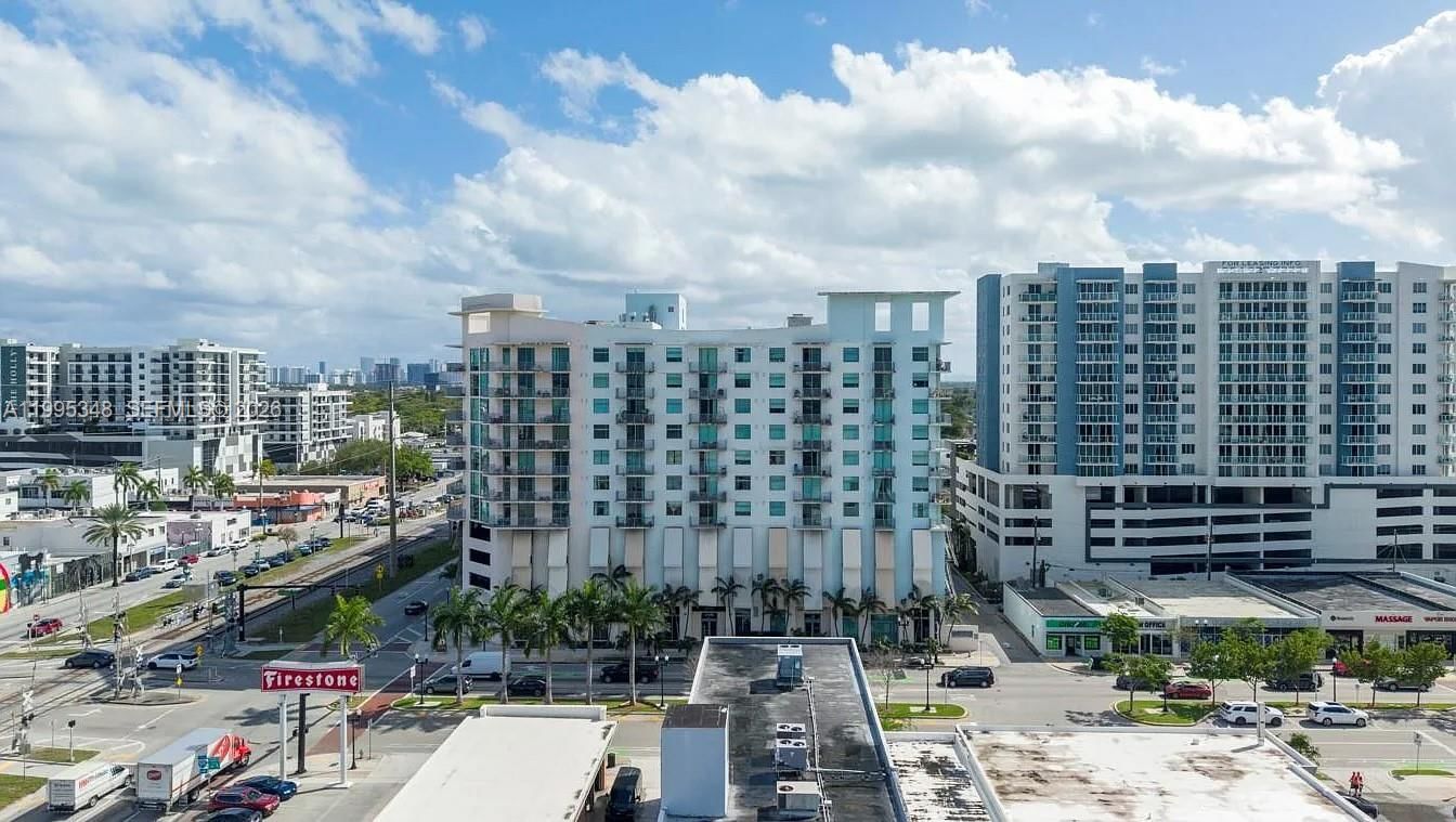 Real estate property located at 140 Dixie Hwy #1019, Broward, Hollywood Station Res Con, Hollywood, FL