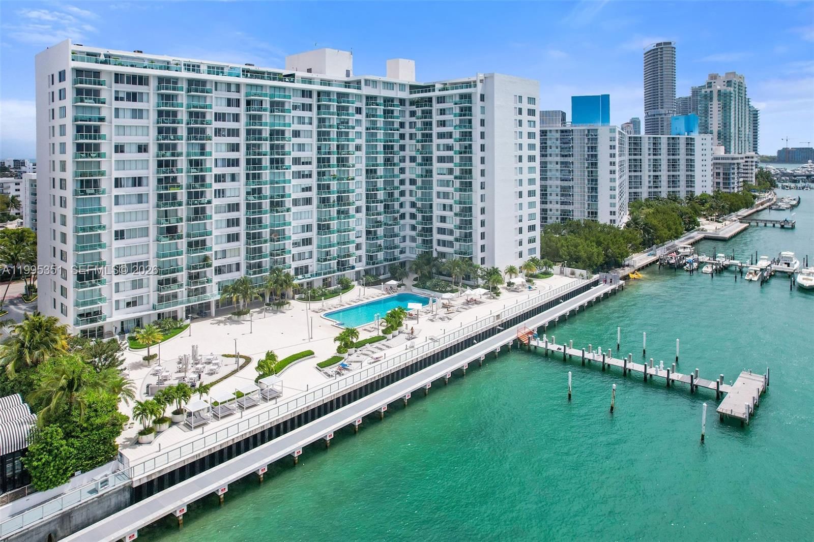 Real estate property located at 1000 West Ave #1423, Miami-dade, Mirador 1000 Condo, Miami Beach, FL