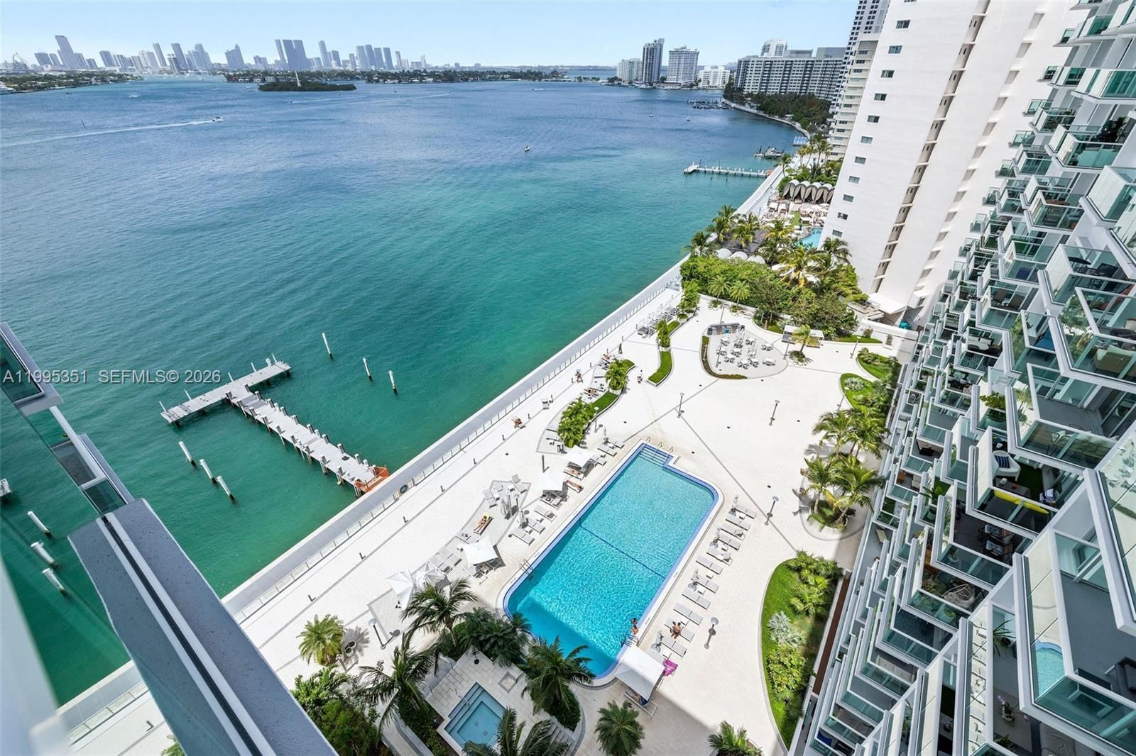 Real estate property located at 1000 West Ave #1423, Miami-dade, Mirador 1000 Condo, Miami Beach, FL