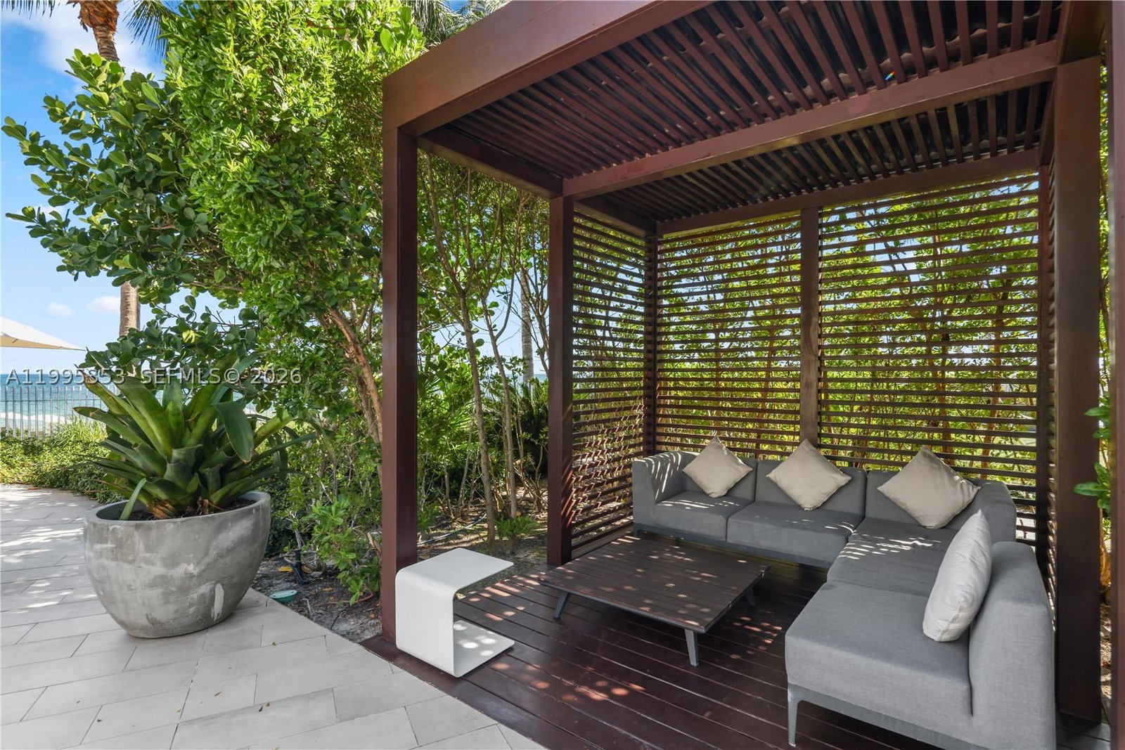 Real estate property located at 2200 Ocean Blvd N804, Broward, 2200 Fort Lauderdale Beac, Fort Lauderdale, FL