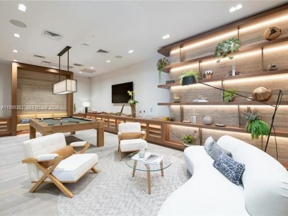 Real estate property located at 2200 Ocean Blvd N804, Broward, 2200 Fort Lauderdale Beac, Fort Lauderdale, FL