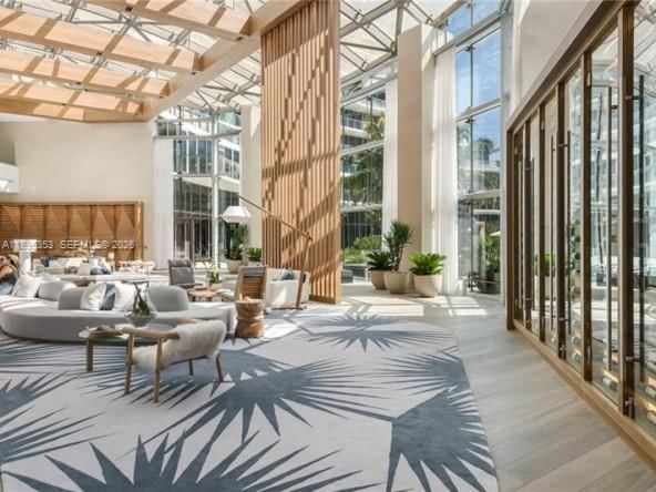 Real estate property located at 2200 Ocean Blvd N804, Broward, 2200 Fort Lauderdale Beac, Fort Lauderdale, FL