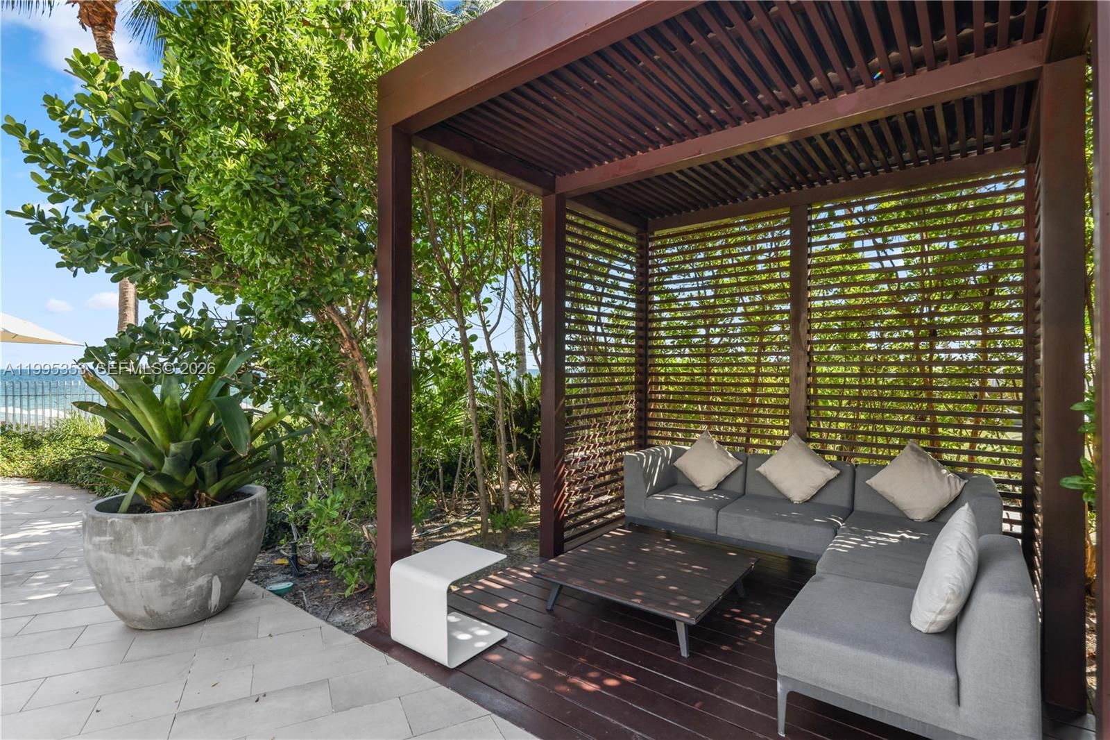 Real estate property located at 2200 Ocean Blvd N804, Broward, 2200 Fort Lauderdale Beac, Fort Lauderdale, FL