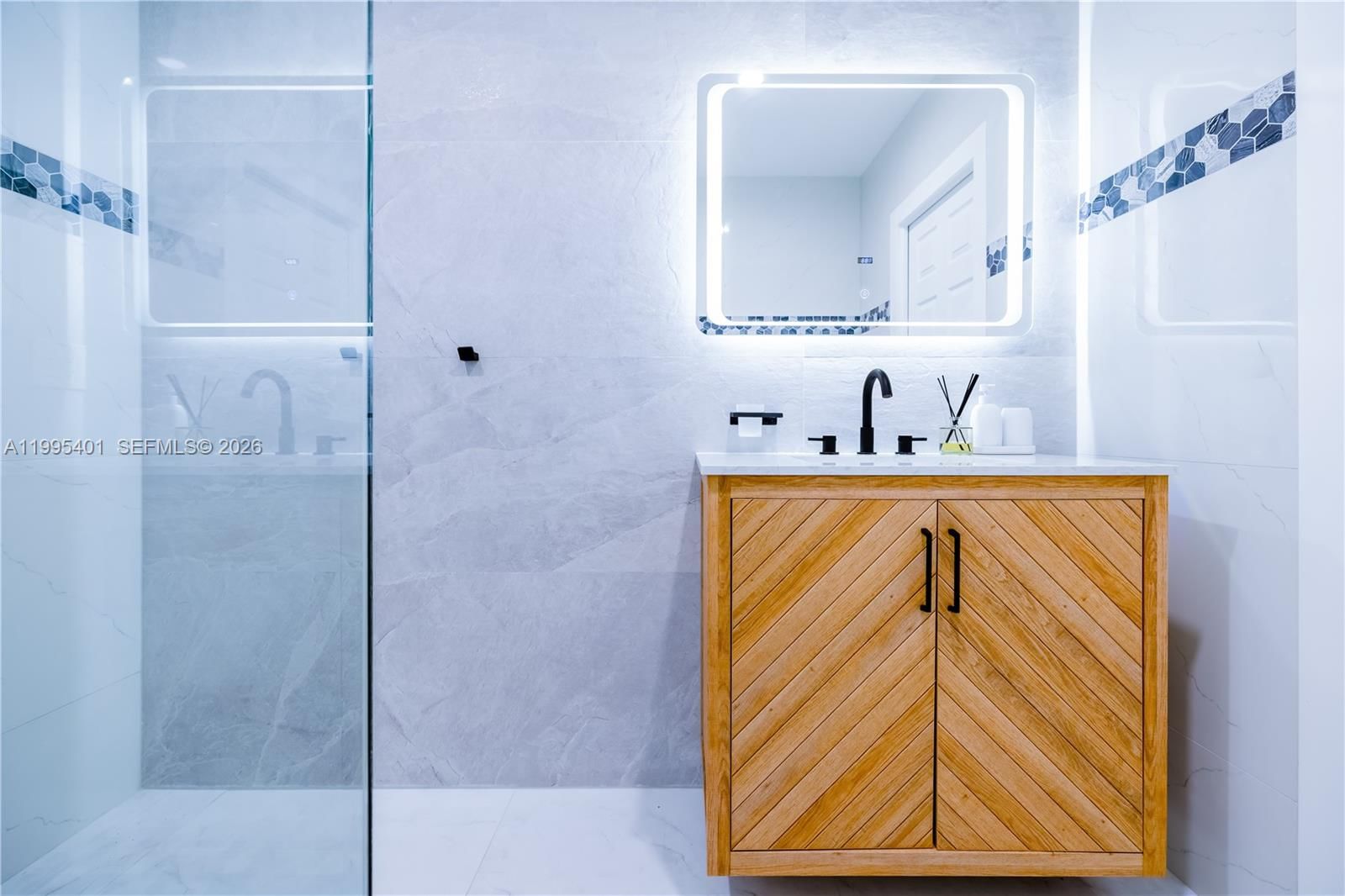 Real estate property located at 18840 218th St, Miami-dade, N/a, Miami, FL