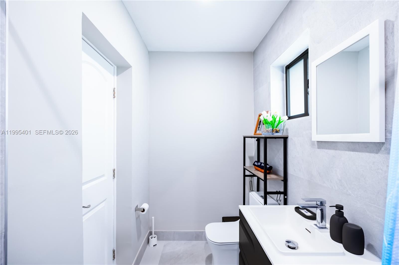 Real estate property located at 18840 218th St, Miami-dade, N/a, Miami, FL