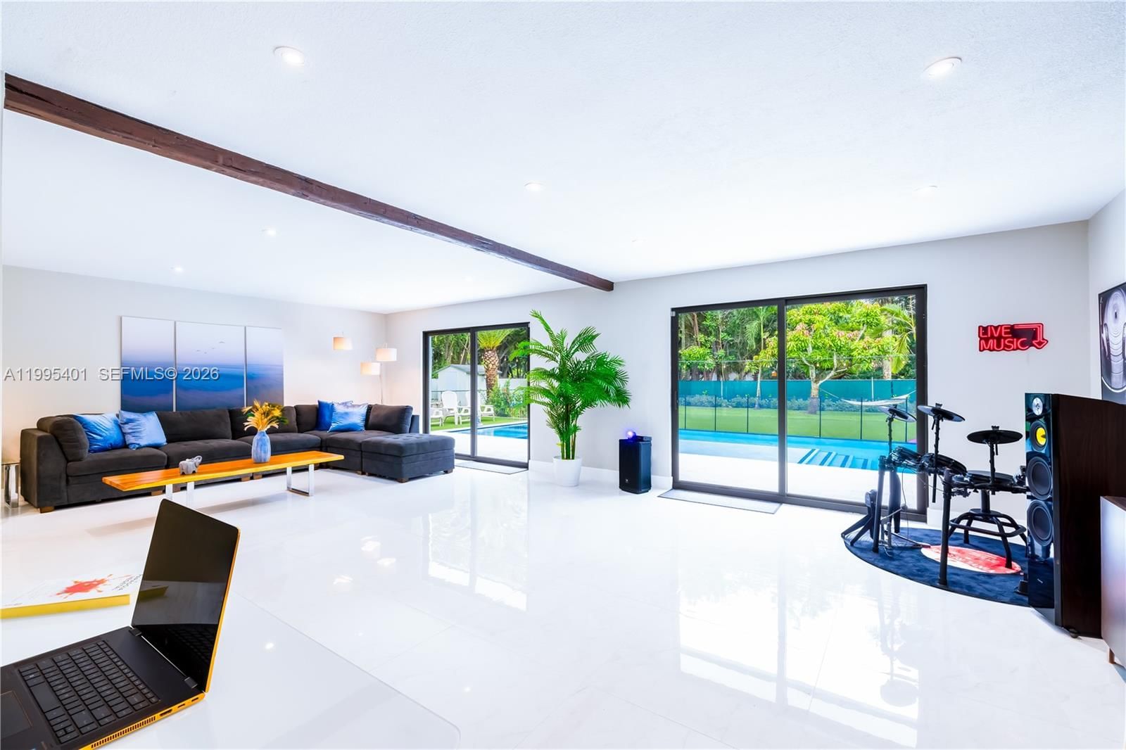 Real estate property located at 18840 218th St, Miami-dade, N/a, Miami, FL